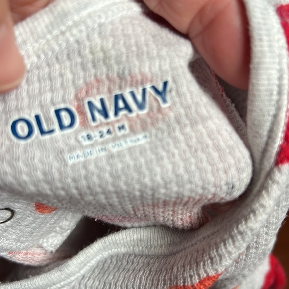 Adorable Apple bodysuit - Picture 4 of 5